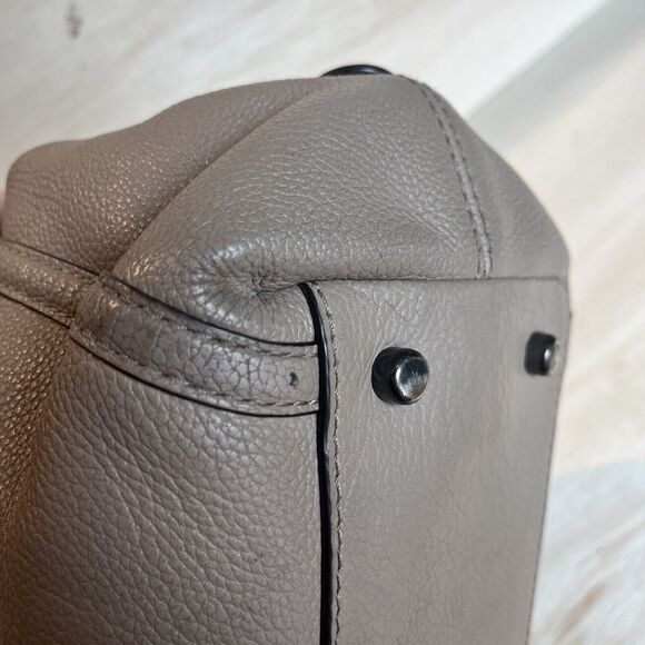 Coach Edie Turn lock Taupe Pebbled Leather Shoulder Bag Purse Satchel 36855 - Picture 7 of 16